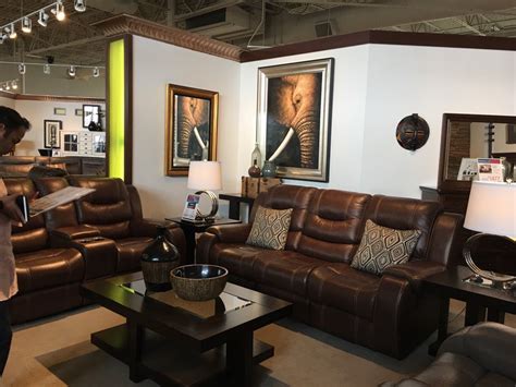 Established in 1991, Rooms To Go is a furniture company that operates a chain of stores throughout Alabama, Florida, Georgia, Louisiana, Mississippi, North Carolina, South Carolina, Tennessee and Texas. Its stores feature a variety of furniture for living rooms that includes sofas, sectionals, sleepers and coffee tables.